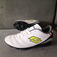 Lotto flag white green football boots are stitched all around super strong