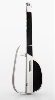 出Liberlive無線吉他