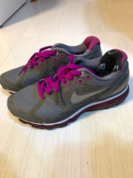 Nike Air 紫色跑鞋