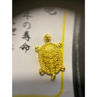 The Ladybug Attracts Wealth (Kin-sen kame) From The City (Asakusa Kannon Temple)