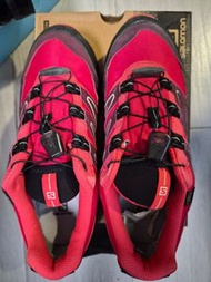 Salomon紅色Goretex行山鞋