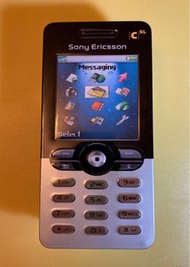 經典 Sony Ericsson T610 超像真 金屬 鐵禮盒（CSL 紀念品 收納盒 裝飾 新力 索尼愛立信 Mobile Phone Storage Box)