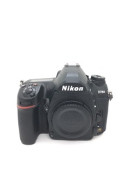 Nikon D780