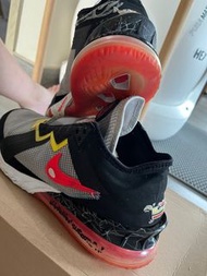 Nike LeBron18 Low藍球鞋