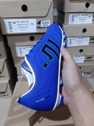 รองเท้าฟุตบอลสตั๊ดbaojisize40-43รุ่นBJM272ส่งพร้อมกล่องมีหลายสีได้มาตราฐานของแท้100%baoji