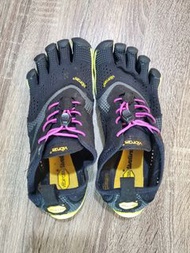 Vibram 五指鞋（女鞋）