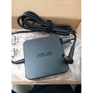 Original ASUS Laptop AC Adapter 19V 3.42A 65W ADP-65GD B (5.5*2.5mm)