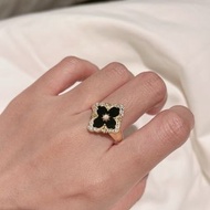 Buccellati outlet四葉草黑色寶石戒指