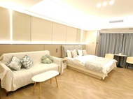 Yilong Apartment