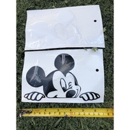 sticker mikey mouse mengintai