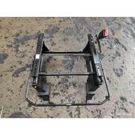 Nissan Elgrand E51 Recaro railling