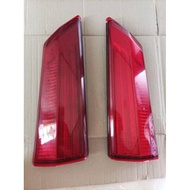 REFLECTOR/GARNIS PINTU BELAKANG CALYA/SIGRA