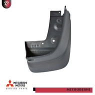 Sebeng Mud Guard Carpet Mitsubishi Pajero Sport 2.5 GLS Exceed Dakar 2009-2015 Right Original Mitsub