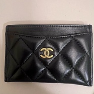 CHANEL 經典羊皮卡包