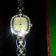 瑞士Bulova珠寶石英女錶