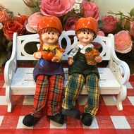Vimata Vintage ตุ๊กตาเรซิ่นนั่งห้อยขา หัวมะเขือเทศ