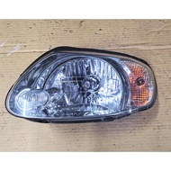 Hyundai accent headlamp Hyundai accent lampu depan Hyundai accent front light Hyundai accent head li