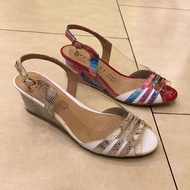 Adley Everbest Wedges