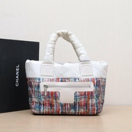 CHANEL 拼色尼龍19開銀扣羽絨服包拼接手提托特包肩背包