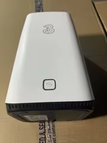 Zyxel 3LOGO NR5103E Office 5G NR Indoor Router 4.67 Gbps WiFi 6 CPE 4*4 MIMO Easy Mesh