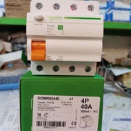 ELCB SCHNEIDER DOMAE 40A 4phase 300ma/30MA 40a 4phase ELCB 4 phase 40A