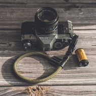 相機快拆手腕帶 軍綠色 9mm 登山繩 真皮復古手工 菲林相機 攝影