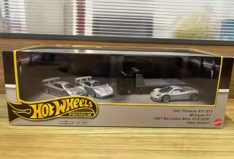 Hot Wheels Premium Diecast Car Collection Set GMH39 Metal Base Real Riders Garage Transporter with H