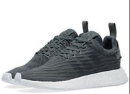 二手正品 原價5200正版 Adidas NMD R2 Primeknit 軍綠 限量雨滴 墨綠 軍綠 綠白 雨滴 線條 慢跑 休閒 穿搭