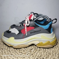 Sepatu Sneakers Bekas Second -- Balenciaga Triple S Red Blue Grey