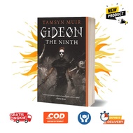 Gideon the Ninth (The Locked Tomb, 1) by Tamsyn Muir (English)