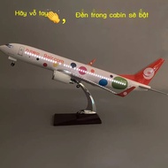 9 Yuan Boeing 737 passenger plane model with wheels and lights, simulation of aviation assembly
