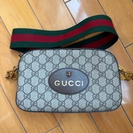Gucci古馳虎頭相機包（價錢可談）