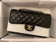 (經典保值黑金耐用牛皮）Chanel 23cm small classic flap calfskin &amp; gold metal