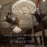 tukang pasang &amp; rakit lampu gantung WA 0816-24-1150