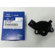 INHIBITOR SWITCH / NEUTRAL SAFETY SWITCH (GENUINE PARTS) KIA SPECTRA 5/ FORTE (4SPEED)/ RIO UB /HYUN