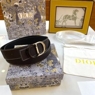 💥現貨💥精品質感經典荔枝紋雙面可用CD金扣男士皮帶 | Dior 30 Montaigne Reversible Belt|