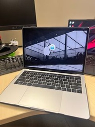 MacBook pro 2017 16 gb ram 500 gb