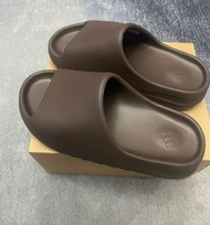 🎉原裝正品 adidas originals Yeezy Slide ‘’Soot‘’ 防滑 運動拖鞋 男女同款 咖啡色