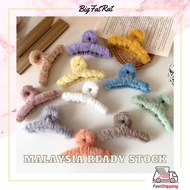 11cm 13cm Cute Flurry Pastel Colour Fluffy Big Hair Claw Furry Hair Clip  可爱毛绒绒马卡龙色鲨鱼夹大抓夹发夹
