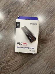 Samsung 三星 980 PRO PCIe 4.0 NVMe M.2 固態硬碟 1TB (含散熱片) (MZ-V8P1T0CW)