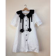 sirin Studio White Dress 3d Fabric Black Shrug Collar B136