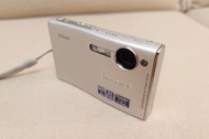 Nikon Coolpix S5 新淨銀色尼康 CCD相機 Silver Pocket Travel CCD Camera 咭片機 數碼相機 等效35-105mm 旅行相機 旅遊相機（非CMOS Ca