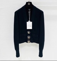 ⭐️ Chanel Jacket 外套