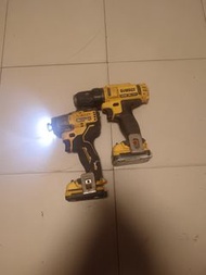 DEWALT 得偉，12V電批兩把，兩機兩電～無充電器