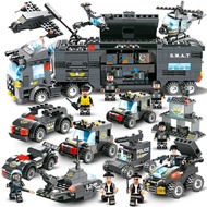 [Ready Stock] 8 in 1 SWAT Mobile Police Station, SWAT Team Lego City Inspired Series 710pcs