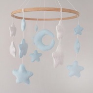 星月白色淺藍色嬰兒移動嬰兒床，男孩托兒所裝飾，毛氈玩具禮物