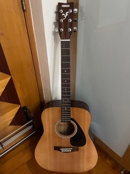 Yamaha F310 acoustic guitar 新淨