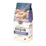 Specialized flour for making bread No.13 Korea 1kg. Wang Wang
