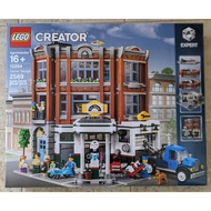 LEGO Creator 10264 Modular House - Corner Garage