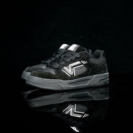 Vans Hylane Black Samurai Low-Top Casual Sneakers